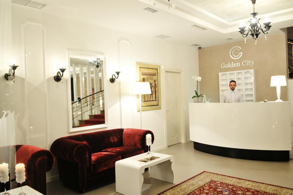 Hotel Golden ,